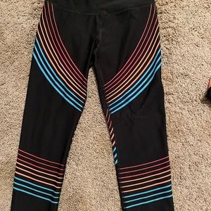 Athletic leggings